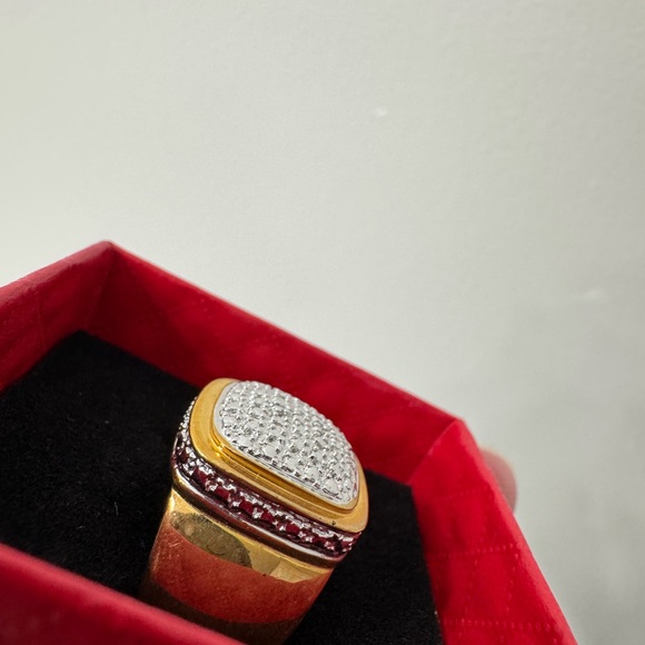 Ring - Picture 4 of 6